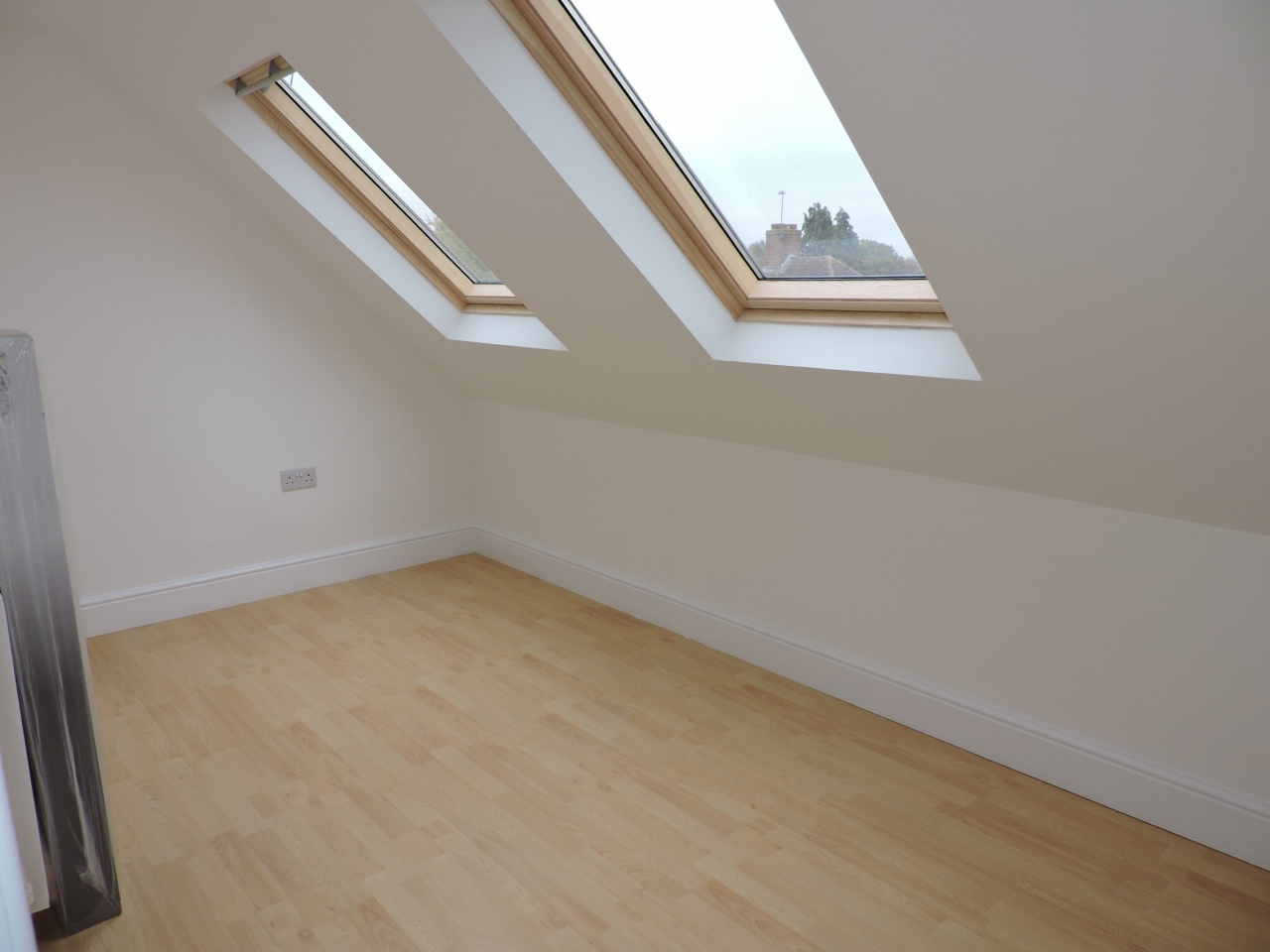 3 bedroom apartment flat/apartment To Let in Kingston Upon Thames - Photograph 8