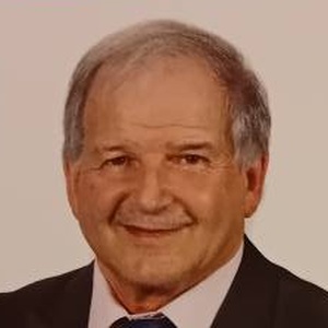 Photo of Ray Barron
