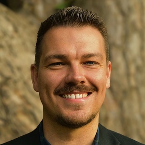 Photo of Neil Roberts