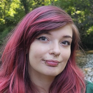 Photo of Amy Louise Hardy