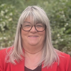 Photo of Suzanne Macleod