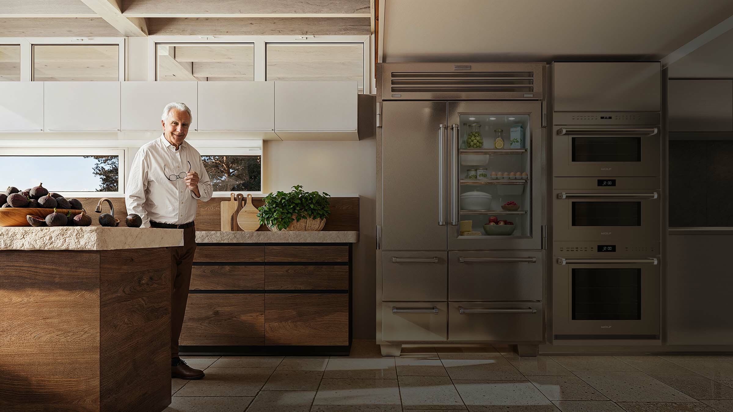 AALL Alain Ducasse Kitchen CAM01 04 w2
