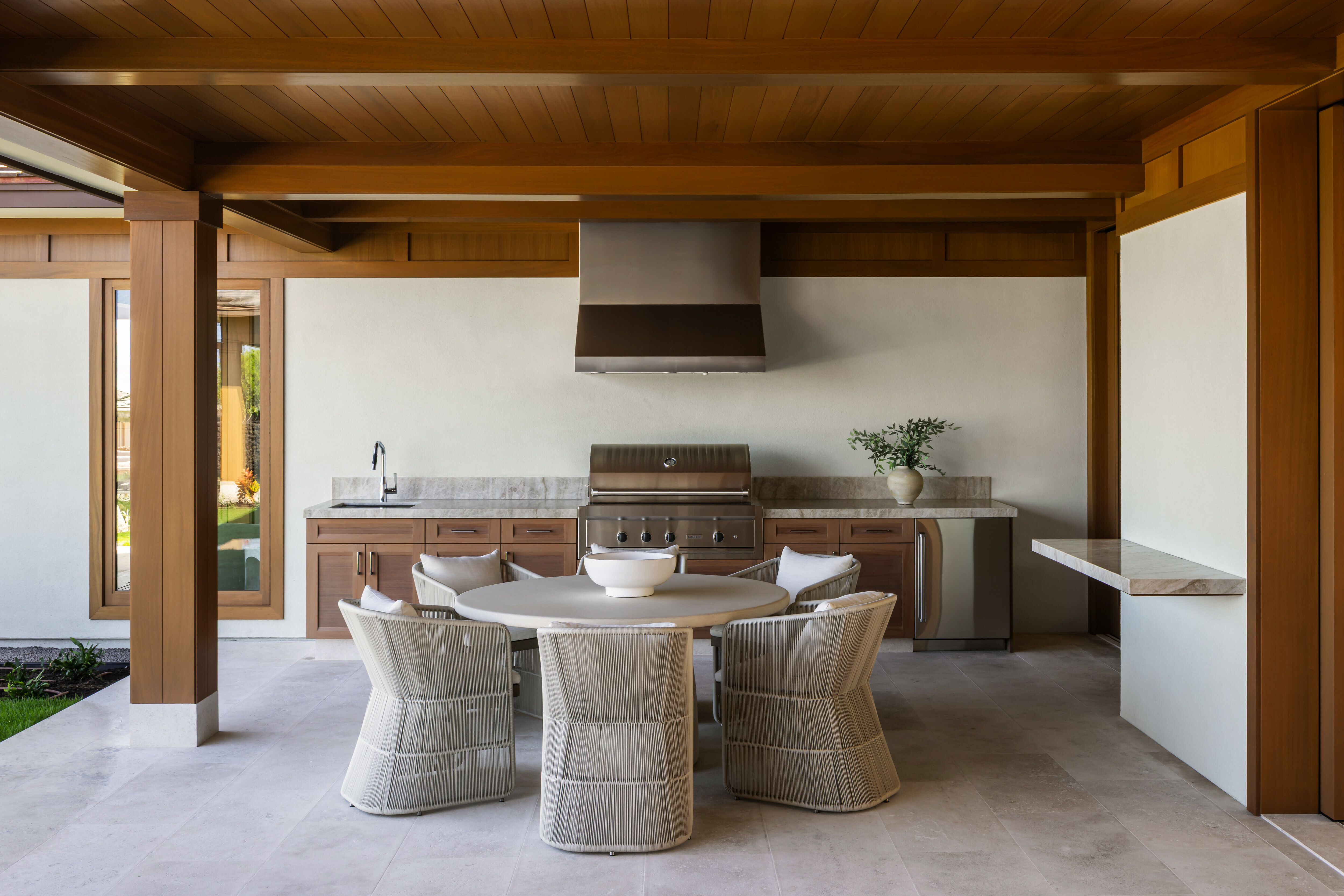 SZG Adam Taylor Outdoor AT 01 Wide