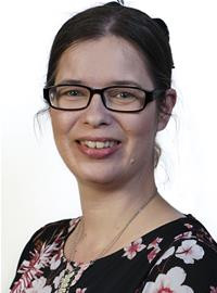 Gail Barton.jpg