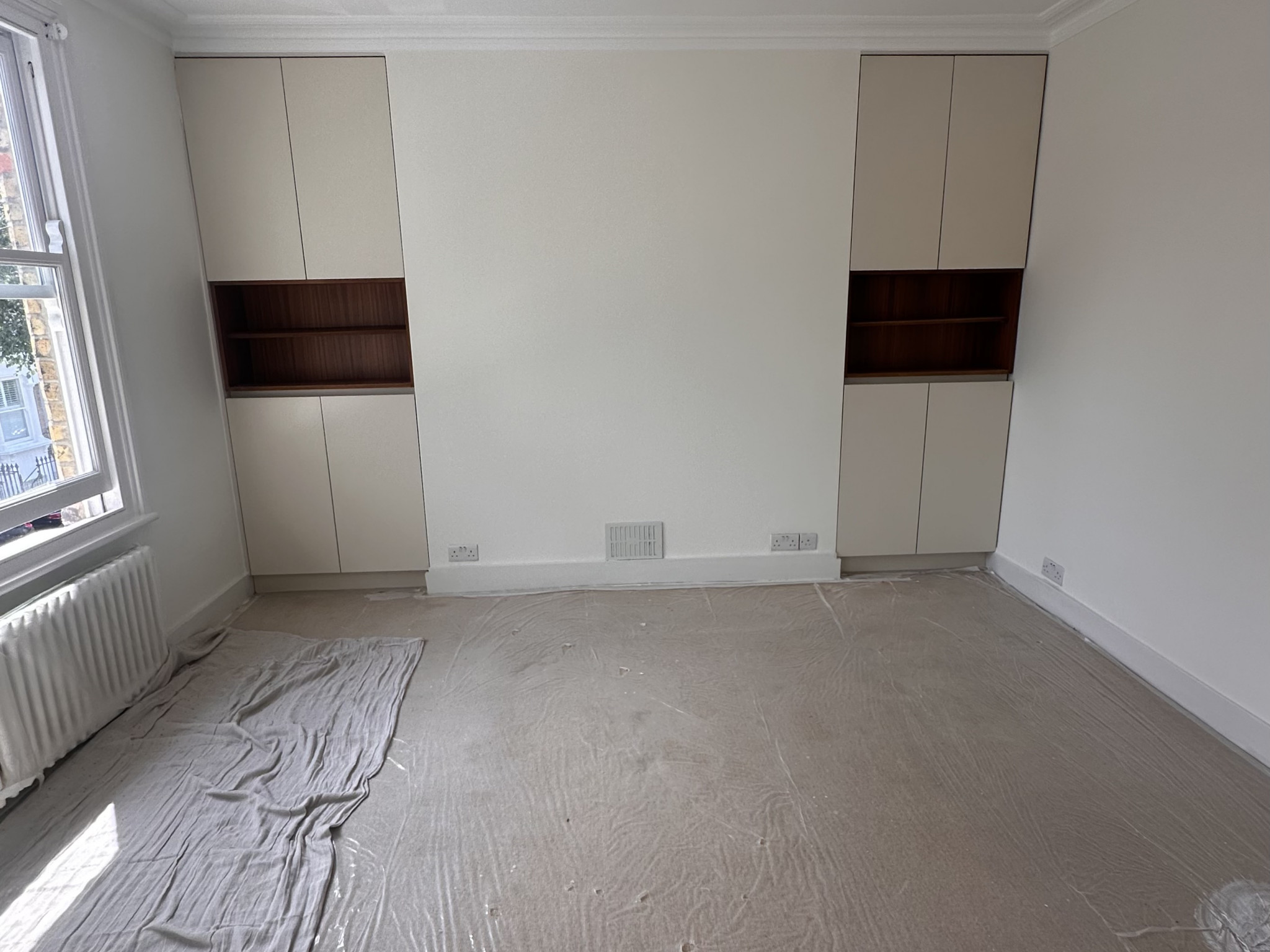 Vacant property in London photographed before staging and furniture rental