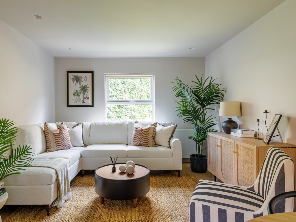 Professionally staged living room in London to maximise buyer appeal