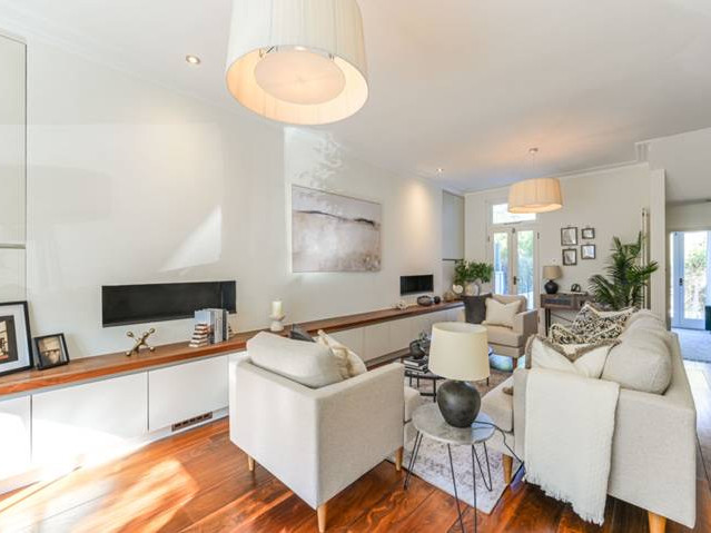 Professionally Staged London living room by ooh ahh property staging