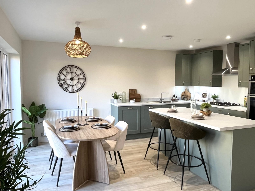 Proessionally staged kitchen.jpg