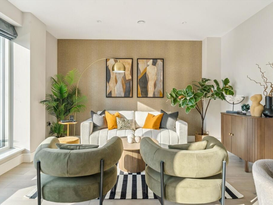 Staged for Sale - London 1.jpeg