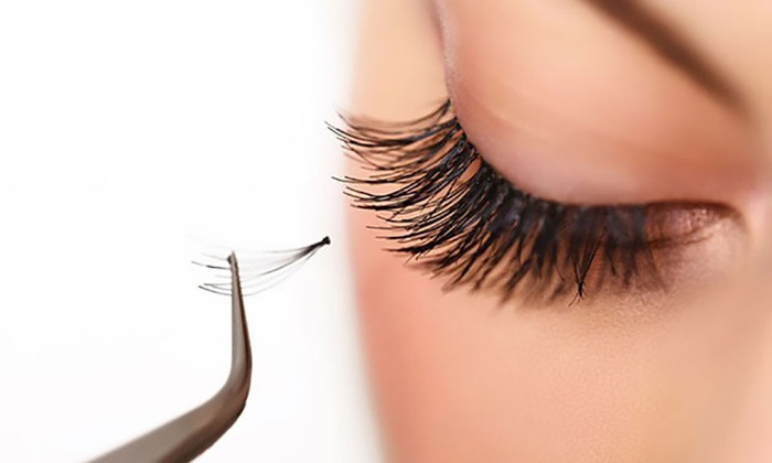 Cluster Eyelashes.jpg