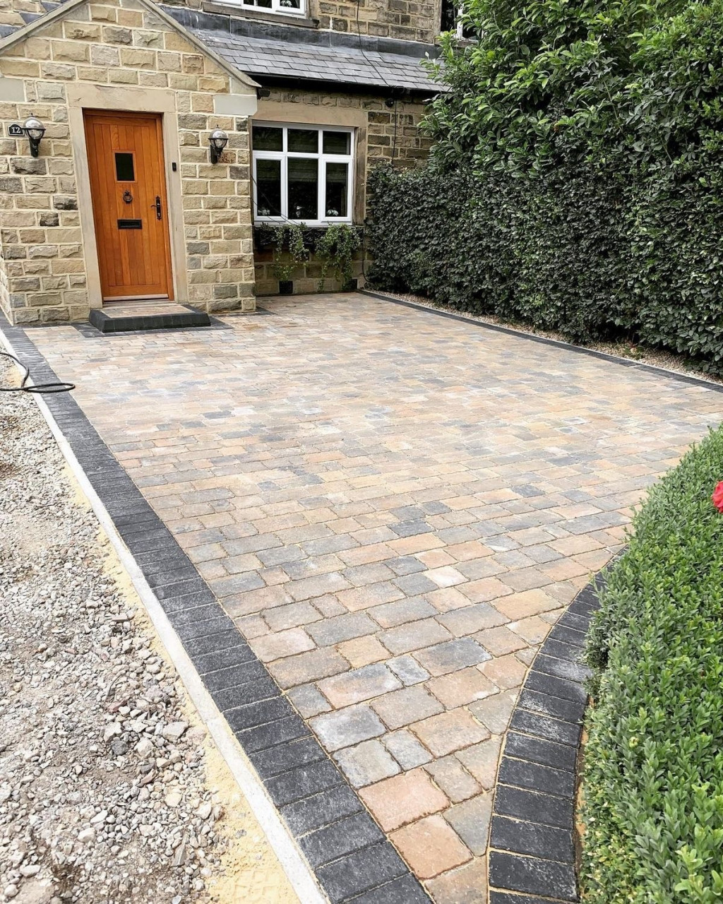Greenworksnorthwestltd-countryblockdriveway.jpg