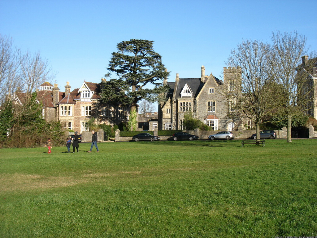geograph-6351184-by-David-Purchase.jpg