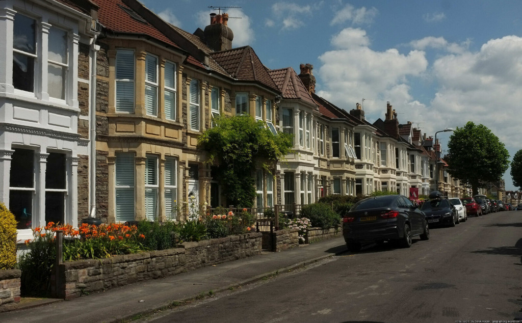 geograph-6910417-by-Derek-Harper.jpg