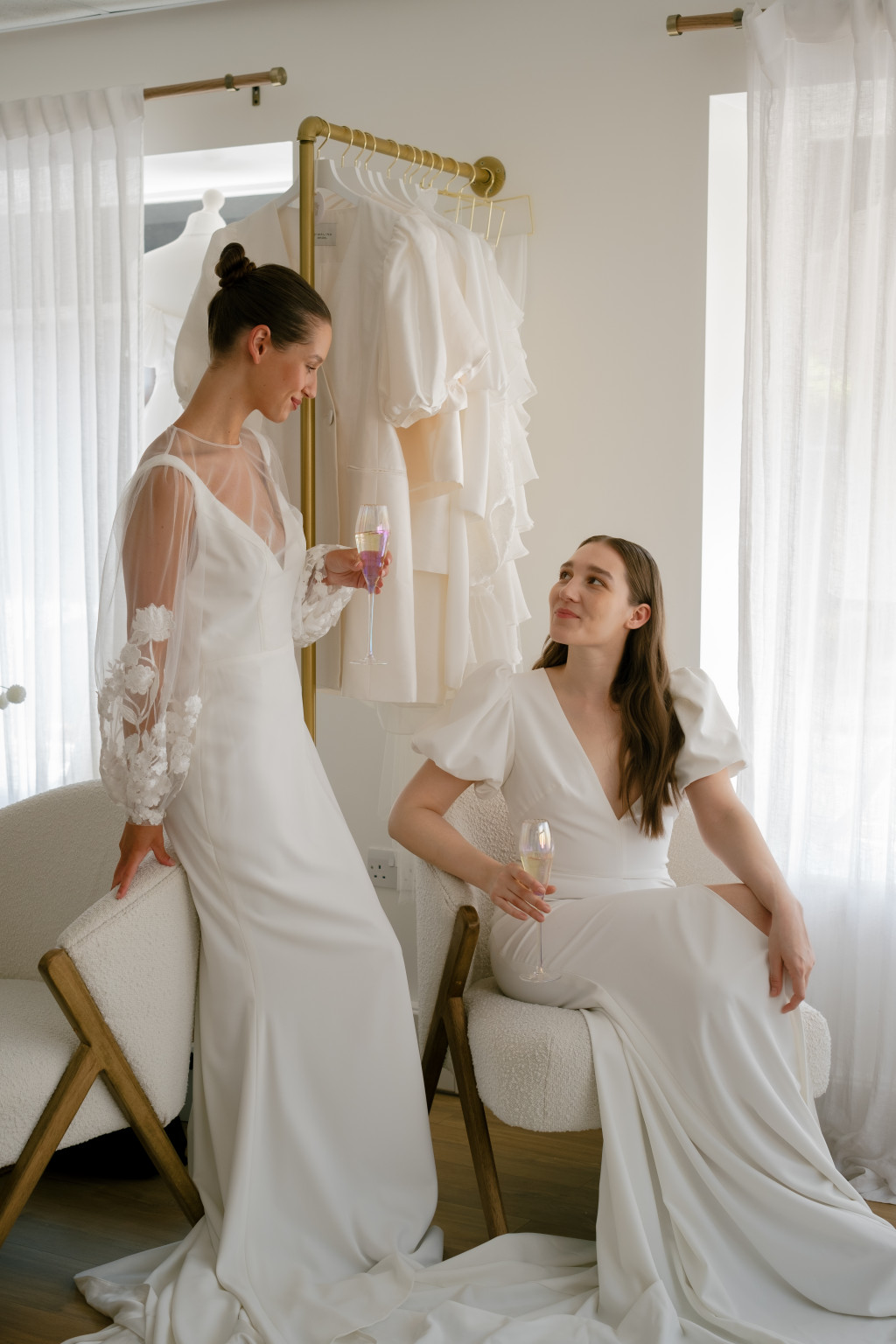 bridal-sample-sale-trunk-show-wedding-dress-appointment.jpg