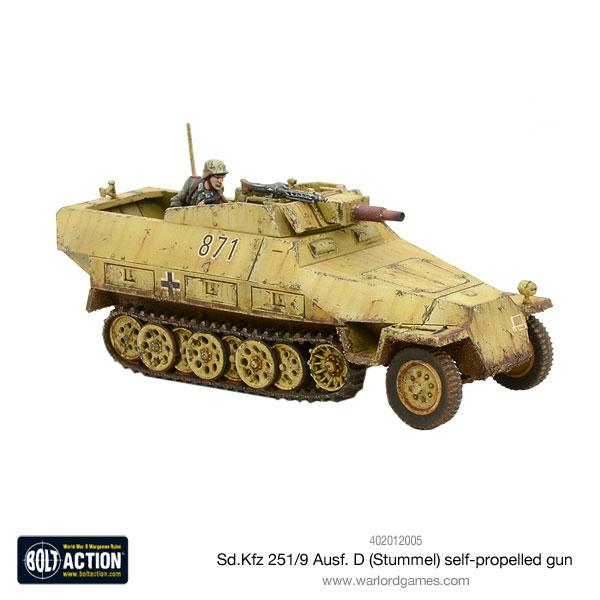 German Sd.Kfz 251/9 Ausf D Half Track "Stummel" 2