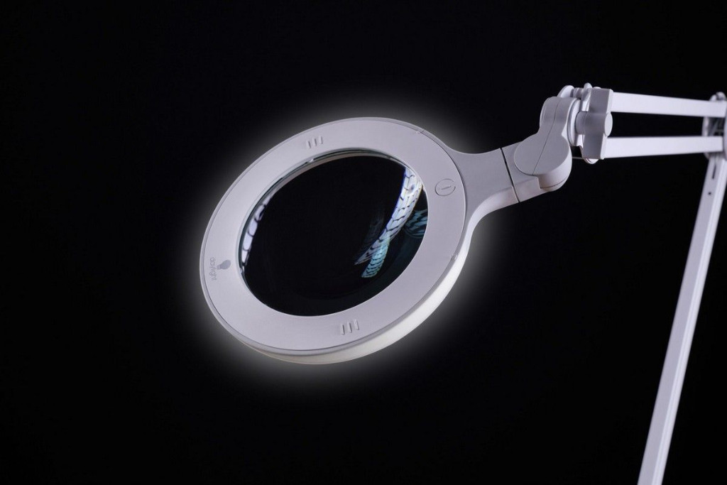 Omega 5 Magnifier 3