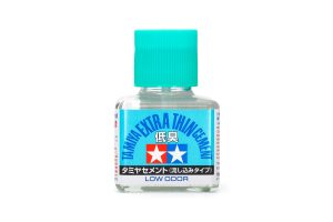Tamiya Extra Thin Cement Low Odour 40ml 1