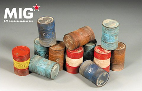 Striped Metal Drums 1:35 1