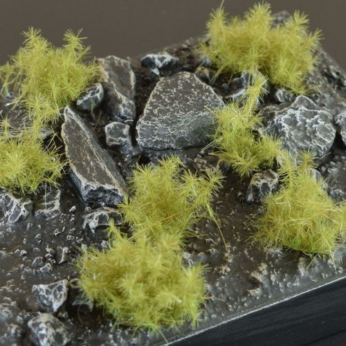 Spikey Green - Wild Tufts 12mm 1