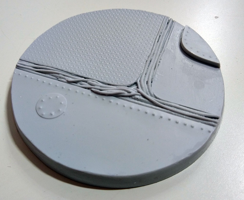 Bevelled Edge: 100mm Iron Deck 1