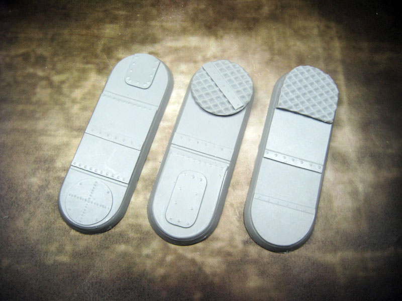 Bevelled Edge: Bike 25x70mm Iron Deck 1