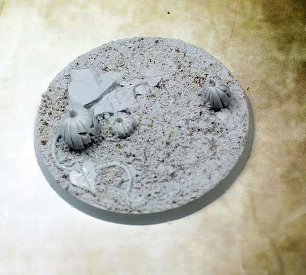 Bevelled Edge: 60mm Field of Screams 01 1