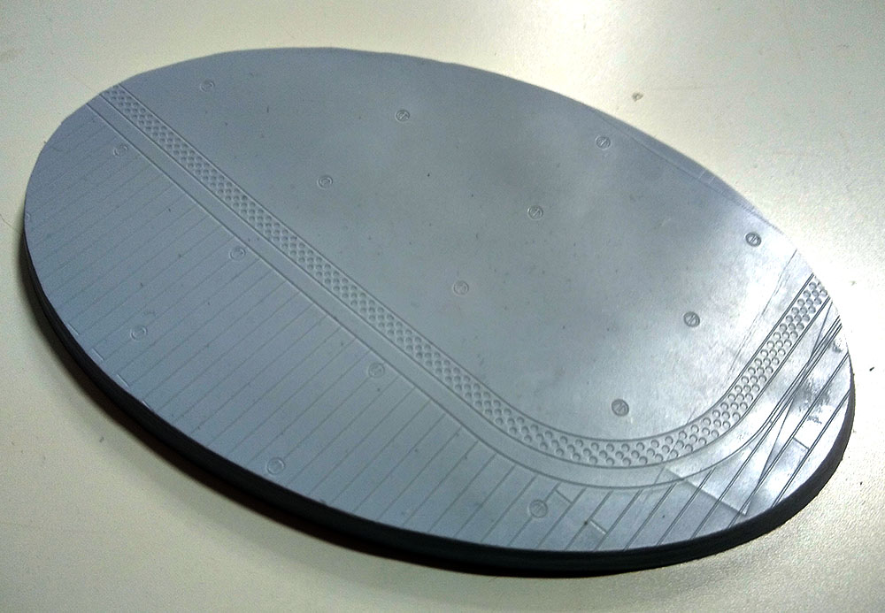 Bevelled Edge: Oval 90x150mm Flight Deck 1