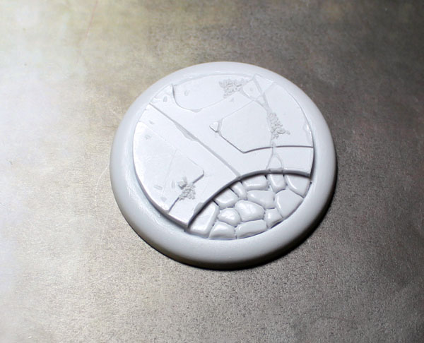 Round Lip: 50mm Alien Temple 01 1
