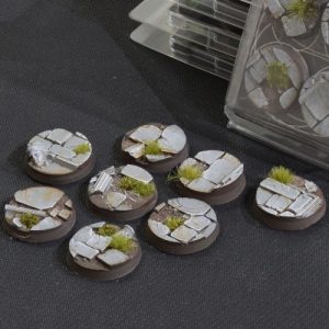 Battle Ready: Temple Bases Round 32mm (x8) 1