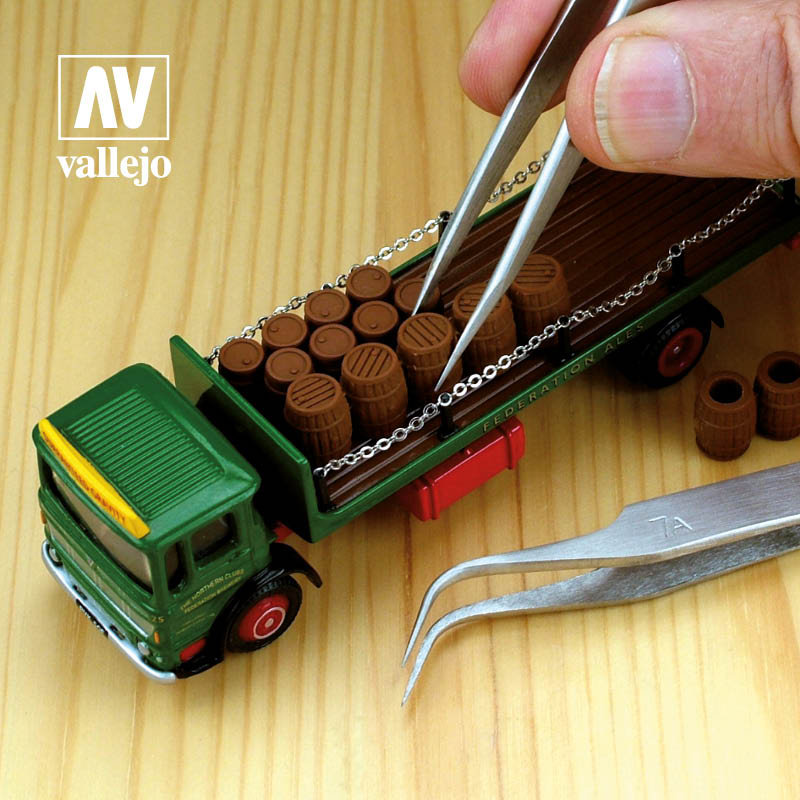 AV Vallejo Tools - #3 Stainless Steel Tweezers 2
