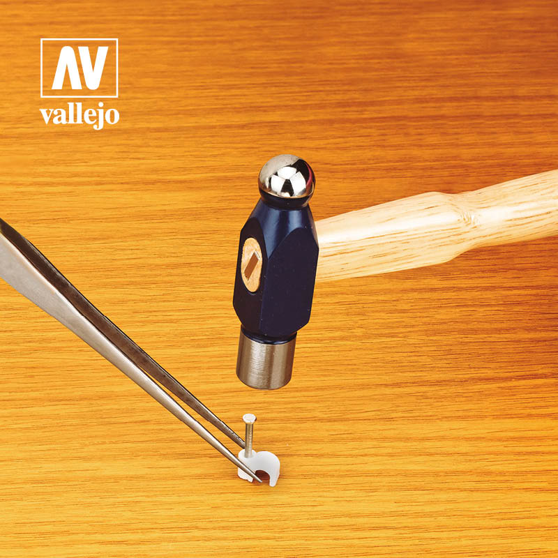 AV Vallejo Tools - Straight Tip S/Steel Tweezers 175mm 2