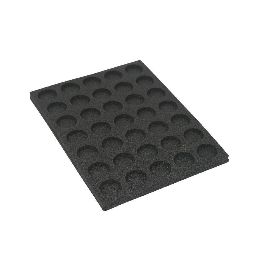 Tray for storing 35 miniatures on 32mm bases in vertical position 1