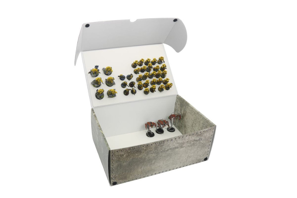 Full-size Mega Box with two plates for magnetically-based miniatures 1