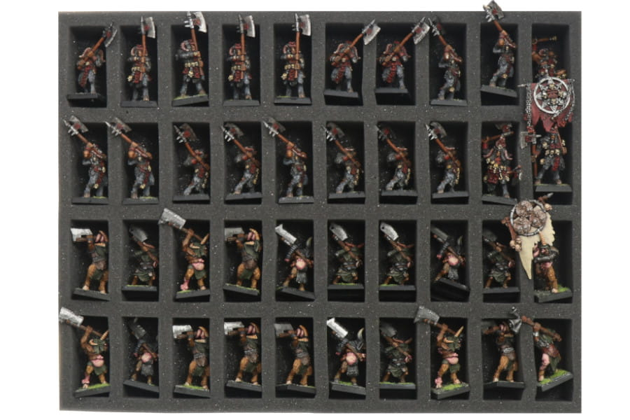 Foam tray for 40 miniatures on 25mm bases for old cases 3