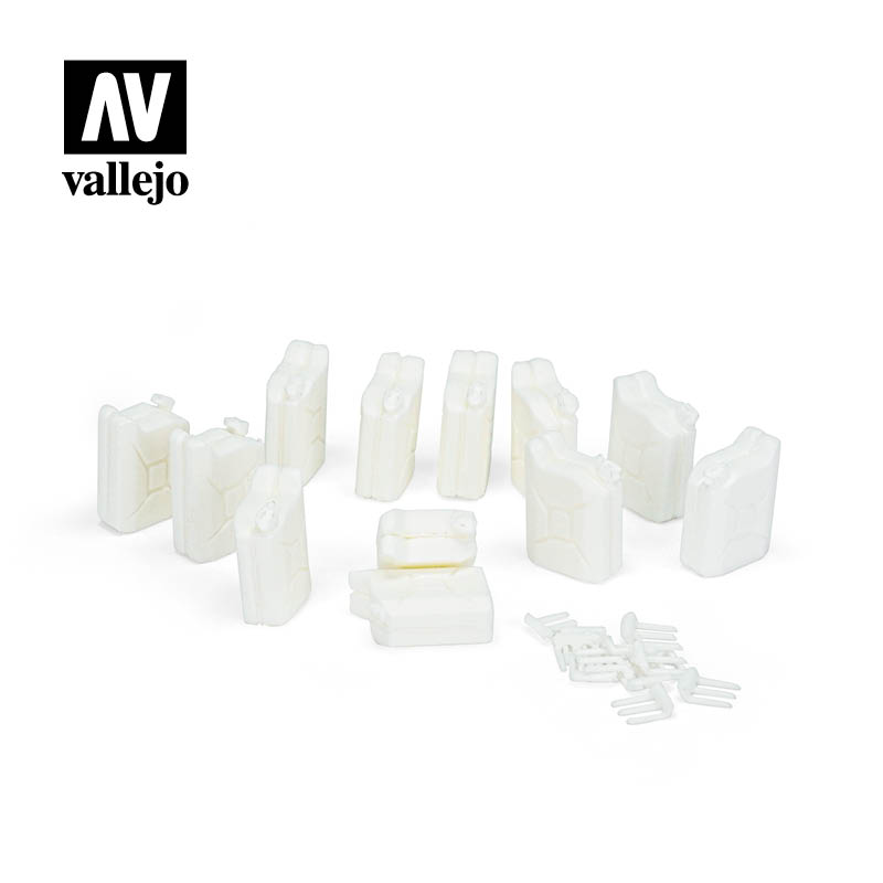 Vallejo Scenics - 1:35 German Jerrycan Set 2