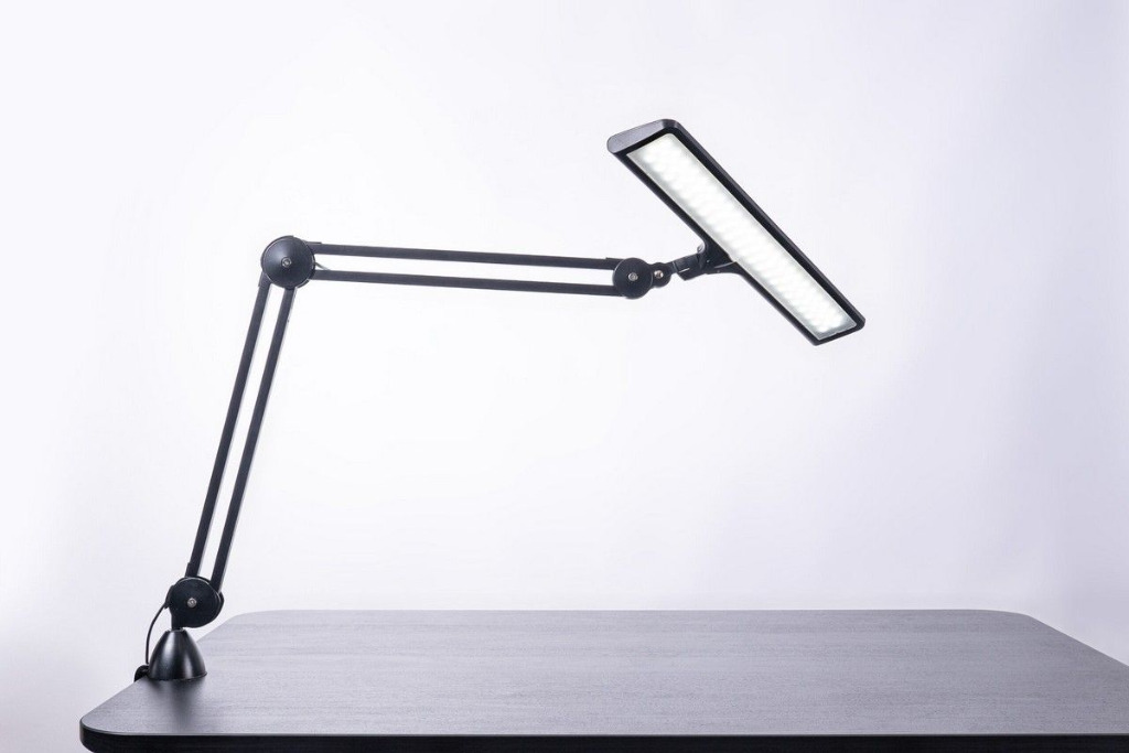 Lumi Satin Black 2