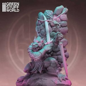 Journeyman Miniatures - Saphyr the Lonewolf 1