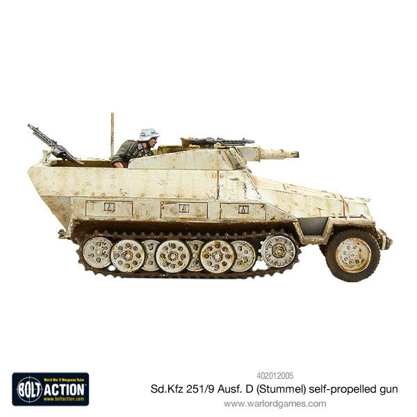 German Sd.Kfz 251/9 Ausf D Half Track "Stummel" 9