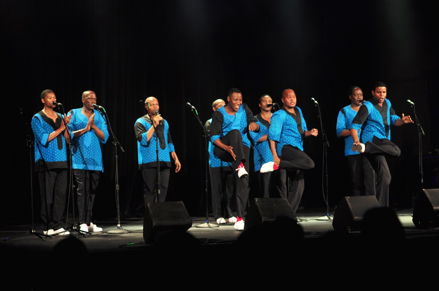https://s3.eu-west-2.amazonaws.com/tshwane2018/Ladysmith_Black_Mambazo.jpg