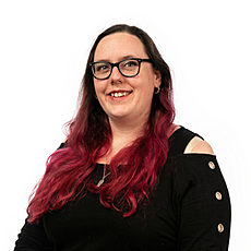 A studio portrait of Lesley Milnes