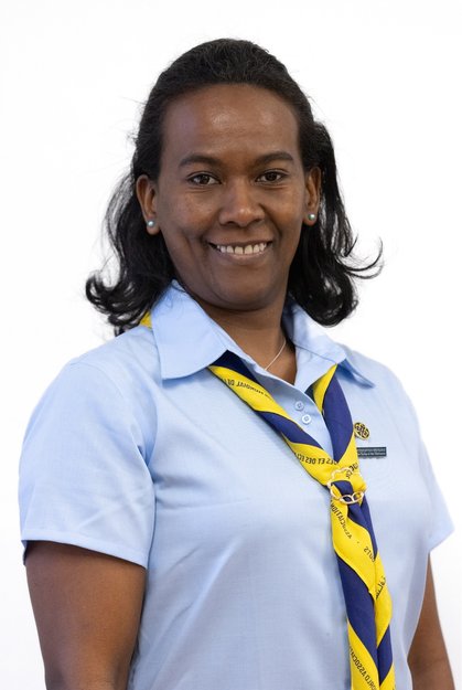 AF 25-28 Annie Gilberte