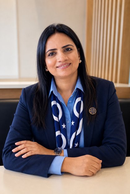 Dr Hina Velji