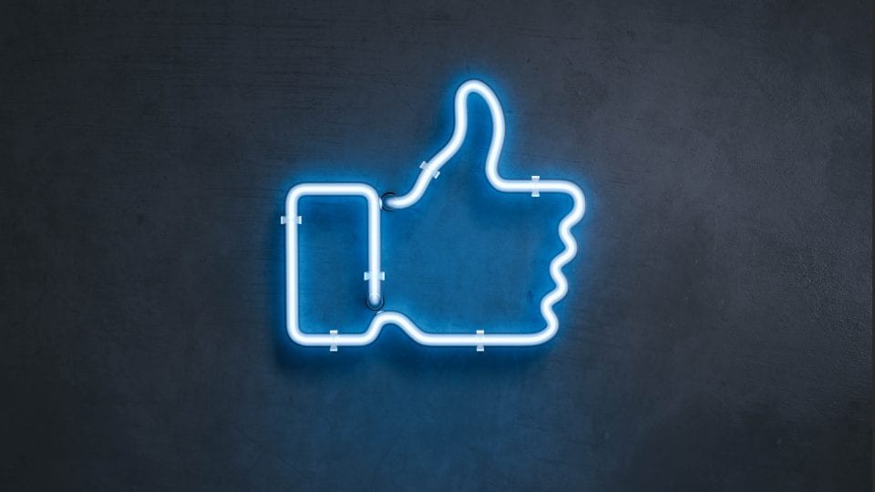 How-financial-brands-should-use-social-media-big-rock