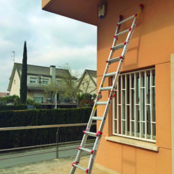 ESCADA ARTICULADA MULTIFUNÇÕES SCAL