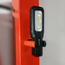 LANTERNA LED RECARREGÁVEL TOOLHUB