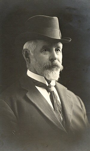 373 - Mendelssohn Studios, 80 Swanston St., Melbourne