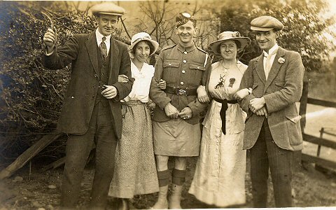 311 - Photographer McLaren, Broxburn