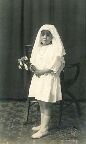 402 - Geo.H.Laing, Broxburn