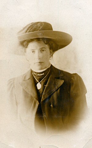 334 - Gales 6� Studios, Branches Everywhere