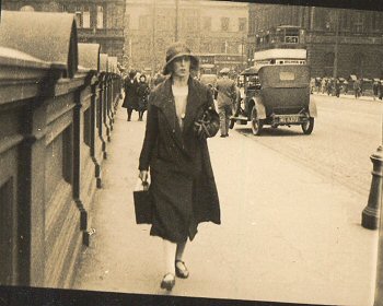 450B - Spotlight Photos, Ltd (Regd.No. 728037)